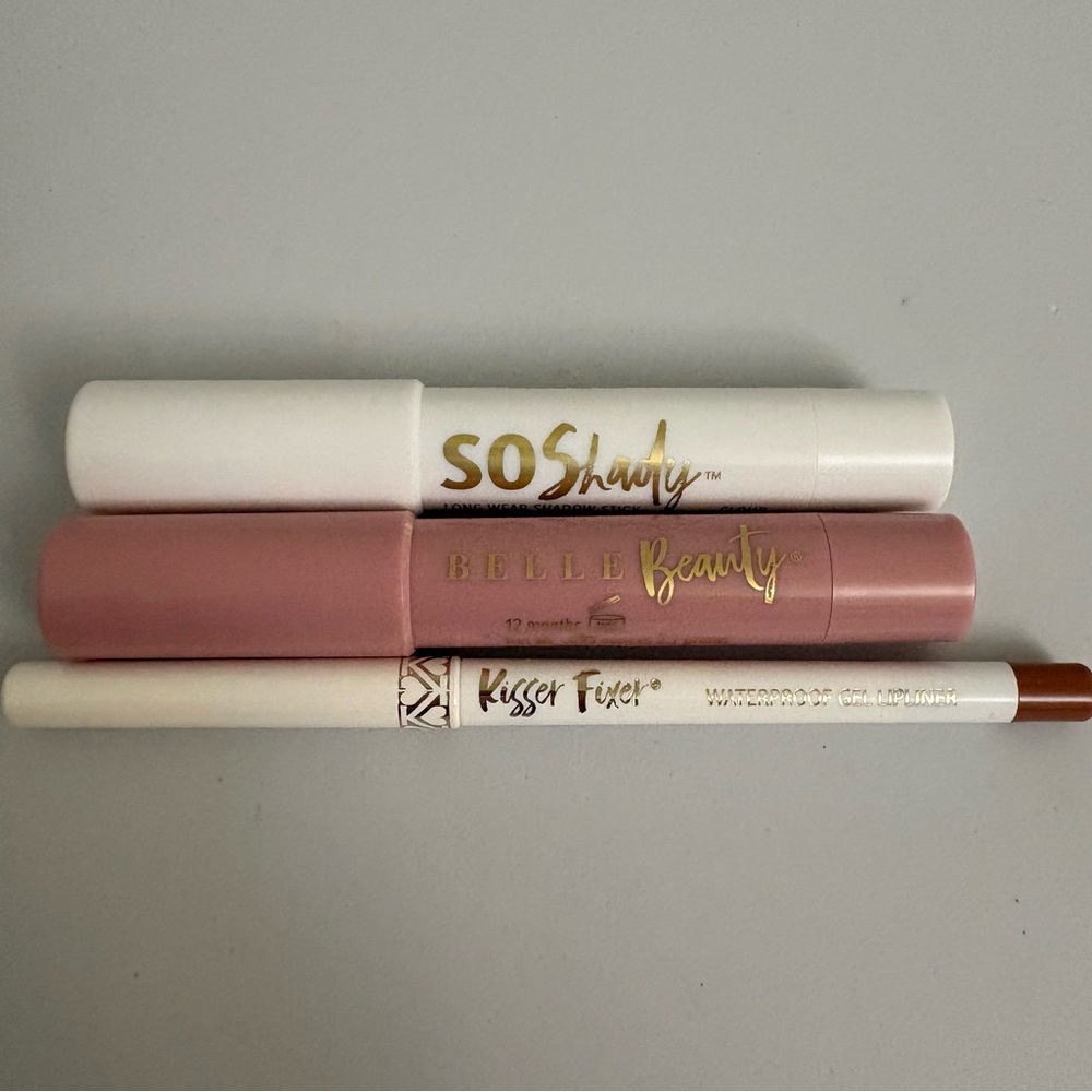 Belle Beauty by Kim Gravel Bundle Shadow Sticks Soft Pink and Cloud & Lip Liner